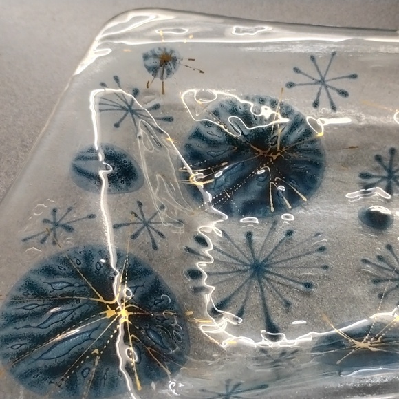 Higgins Art Glass Mid Century Dish - Picture 3 of 8
